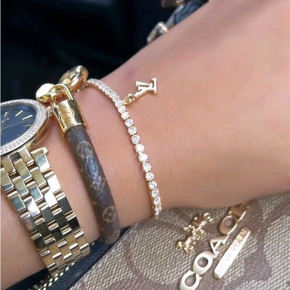 🔥 UNLISTED INVENTORY 🔥 - Picture 5 of 10